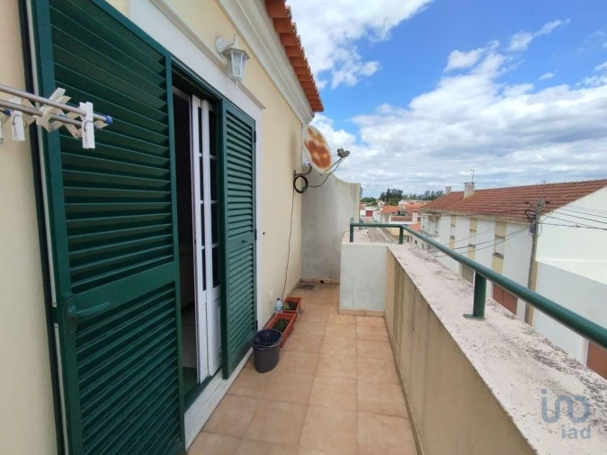Apartamento T2 para Venda em Almeirim Foto 14