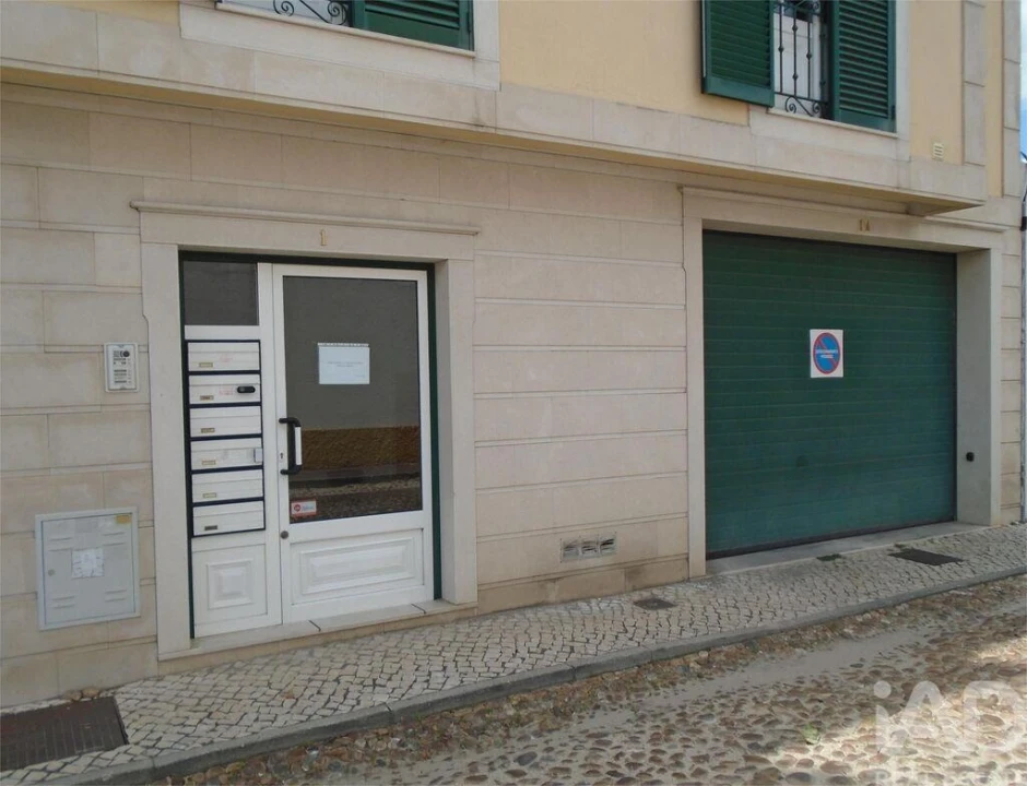 Apartamento T2 para Venda em Almeirim Foto 3