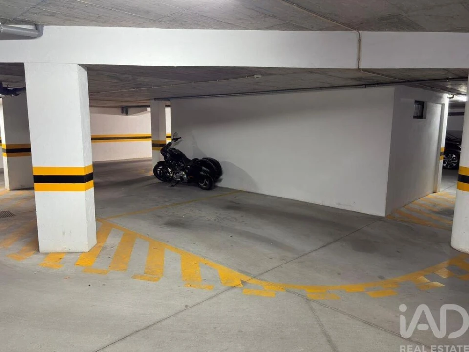 Apartamento T2 para Venda em Almeirim Foto 28