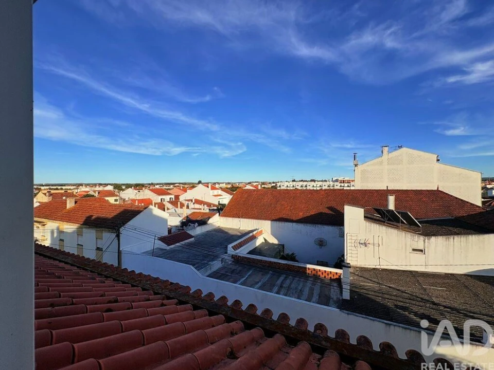 Apartamento T2 para Venda em Almeirim Foto 16