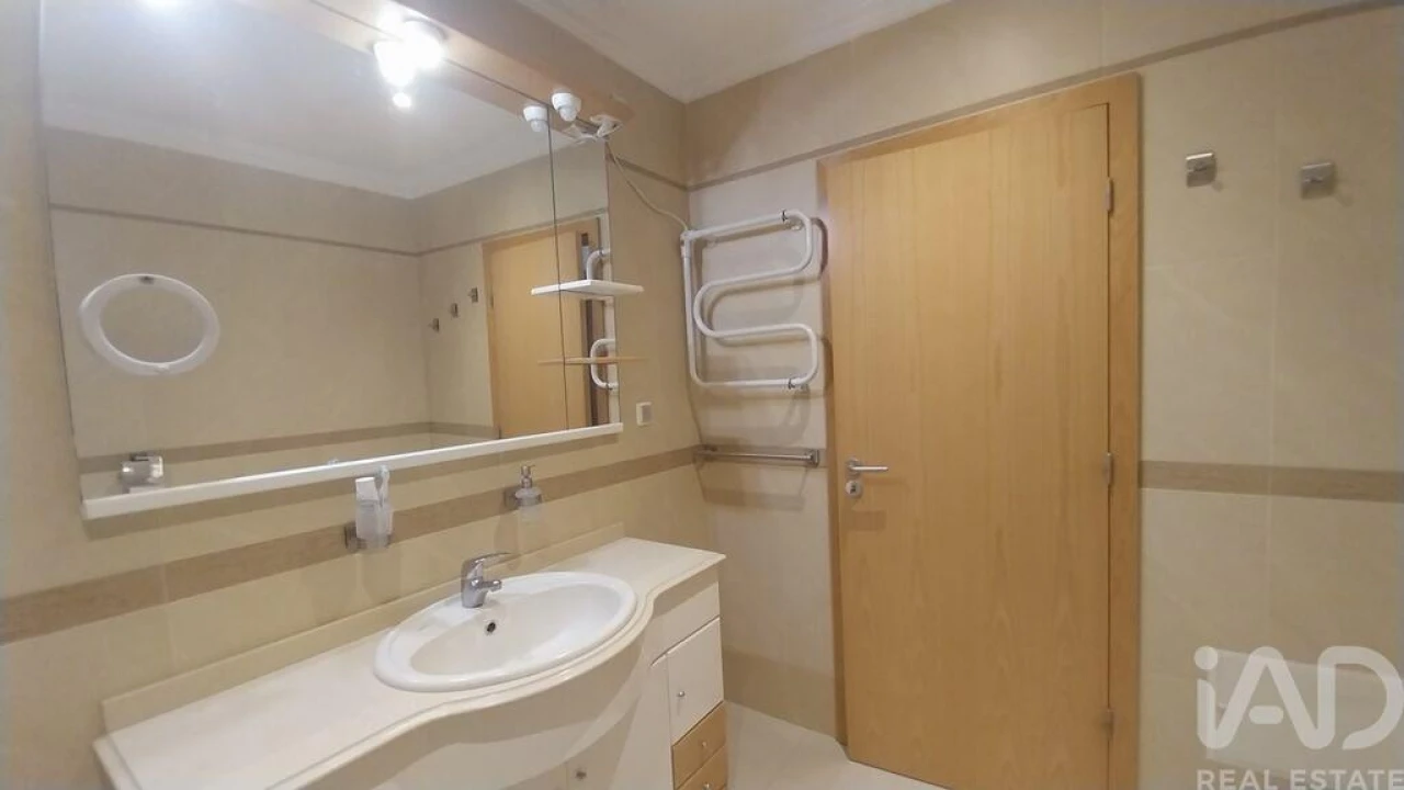 Apartamento T2 para Venda em Almeirim Foto 21