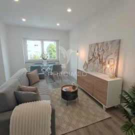 Apartamento T3 para Venda em São Vicente
