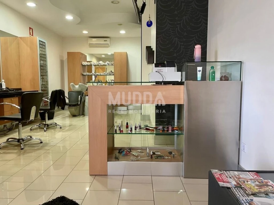 Loja para Venda em São João de Ver Foto 1