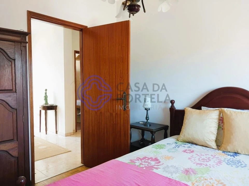 Moradia T3 para Venda em Torre de D. Chama Foto 14