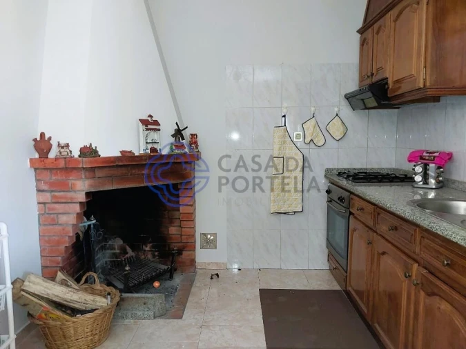 Moradia T3 para Venda em Torre de D. Chama Foto 12