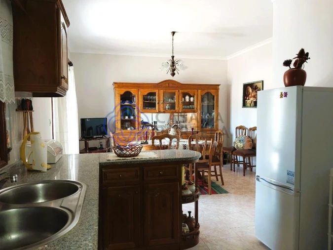 Moradia T3 para Venda em Torre de D. Chama Foto 11