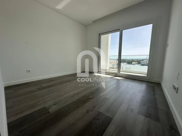 Apartamento T2 para Venda em Corroios