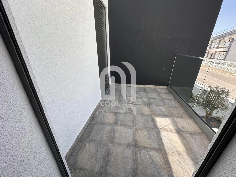 Apartamento T2 para Venda em Corroios Foto 14