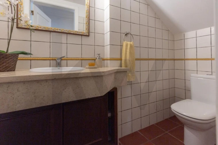 Moradia para Venda em Colares Foto 32