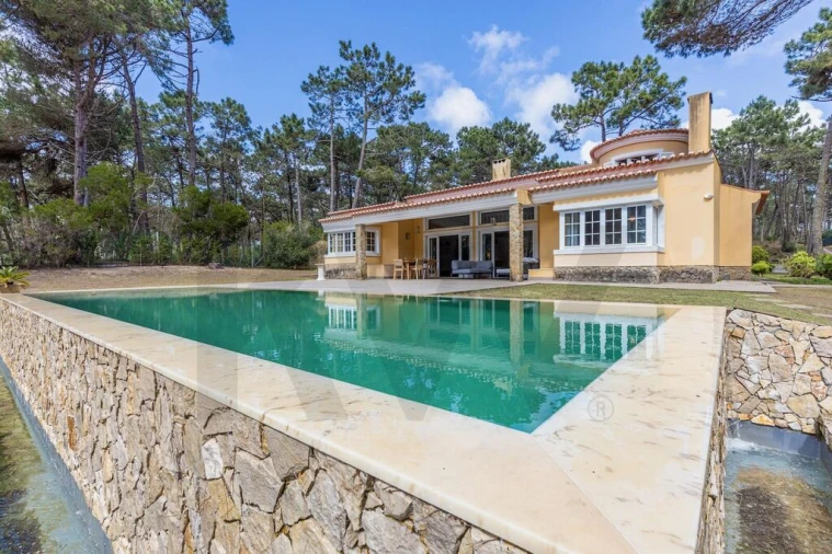 Moradia para Venda em Colares Foto 12