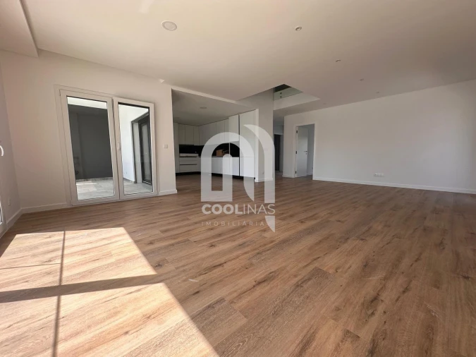 Apartamento T3 para Venda em Corroios Foto 4