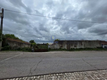 Moradia T3 para Venda em Caldas da Rainha - Santo Onofre e Serra do Bouro