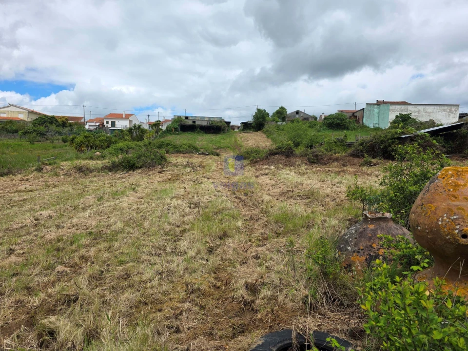 Moradia T3 para Venda em Caldas da Rainha - Santo Onofre e Serra do Bouro Foto 12