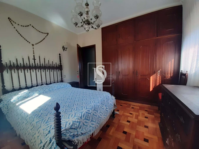 Moradia T3 para Venda em Escariz Foto 11