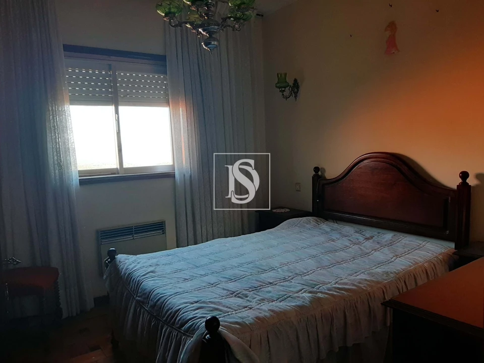 Moradia T3 para Venda em Escariz Foto 7