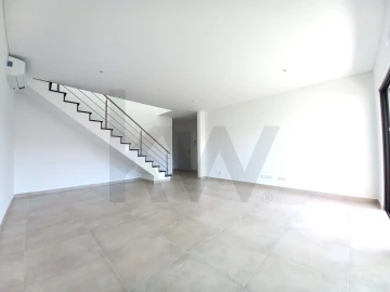 Apartamento T4 para Venda em Conceição e Cabanas de Tavira