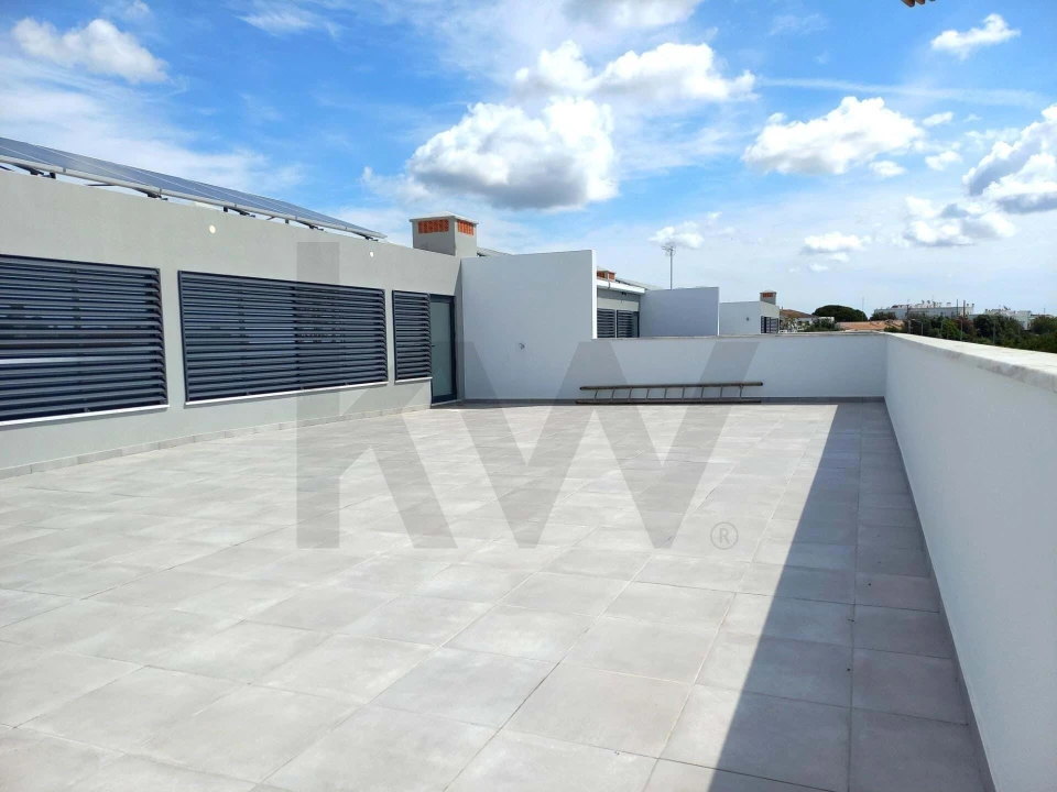 Apartamento T4 para Venda em Conceição e Cabanas de Tavira Foto 2