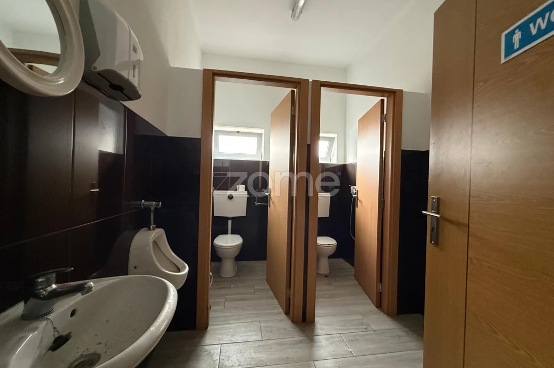 Terreno Comércio / Armazém para Arrendamento em Caldas de São Jorge e Pigeiros Foto 15