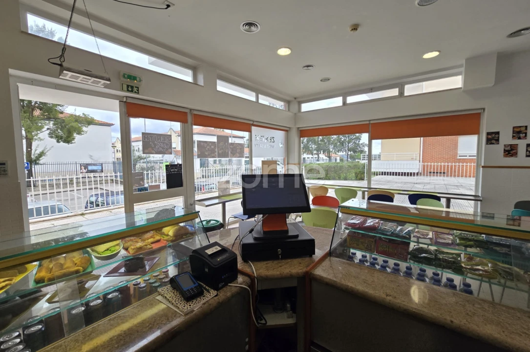 Negócio para Venda em Leiria, Pousos, Barreira e Cortes Foto 7