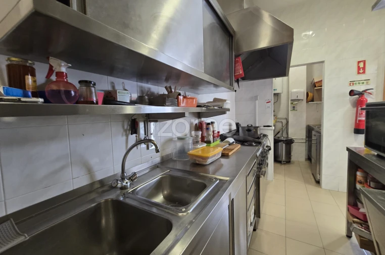 Negócio para Venda em Leiria, Pousos, Barreira e Cortes Foto 9