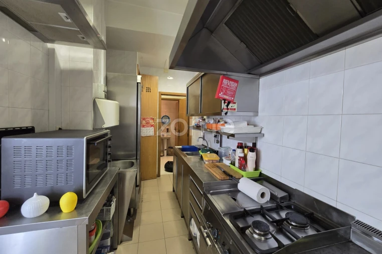 Negócio para Venda em Leiria, Pousos, Barreira e Cortes Foto 8