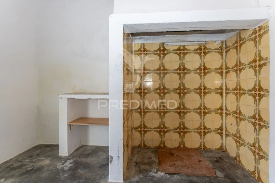 Moradia T1 para Venda em Torrão Foto 7