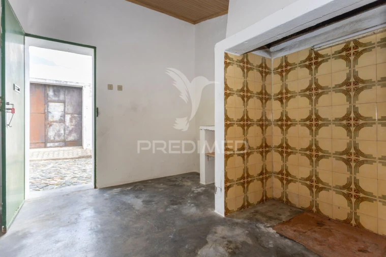 Moradia T1 para Venda em Torrão Foto 8