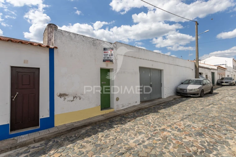 Moradia T1 para Venda em Torrão Foto 3