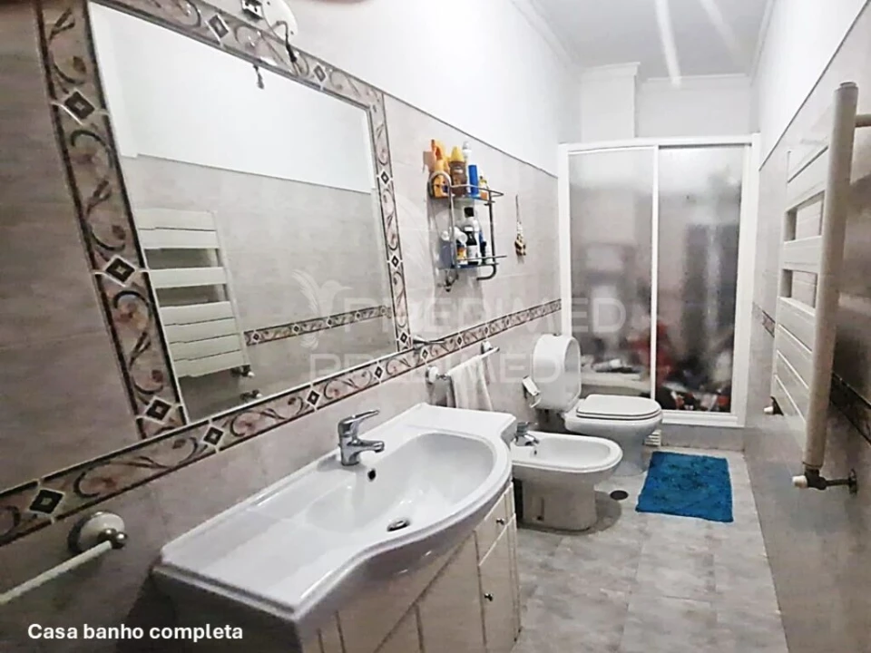 Moradia T5 para Venda em Amora Foto 14