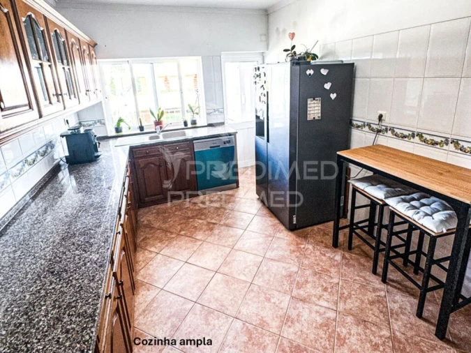 Moradia T5 para Venda em Amora Foto 9