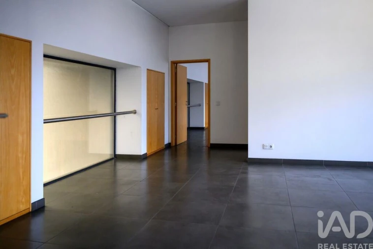 Armazém para Venda em Nogueira do Cravo e Pindelo Foto 18