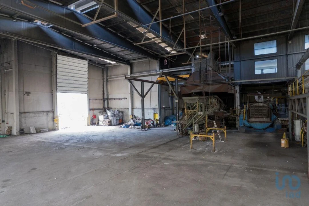 Armazém para Venda em Nogueira do Cravo e Pindelo Foto 3