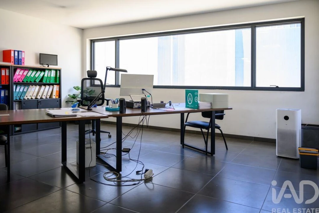 Armazém para Arrendamento em Nogueira do Cravo e Pindelo Foto 15