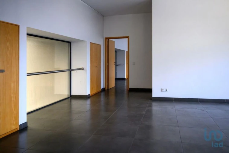 Armazém para Arrendamento em Nogueira do Cravo e Pindelo Foto 14