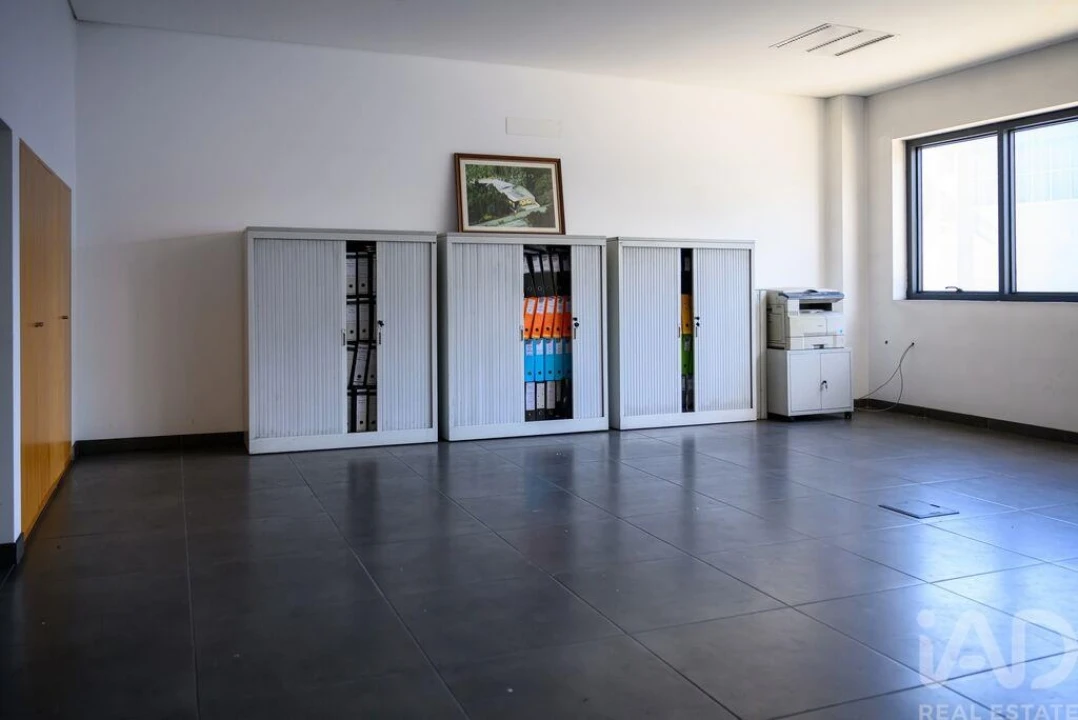 Armazém para Arrendamento em Nogueira do Cravo e Pindelo Foto 21