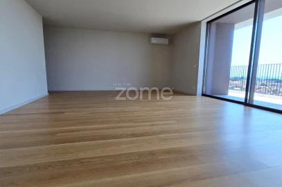Apartamento T4 para Venda em Santa Marinha e São Pedro da Afurada