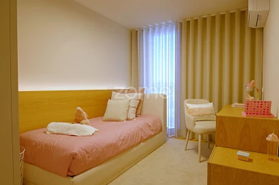 Apartamento T4 para Venda em Santa Marinha e São Pedro da Afurada