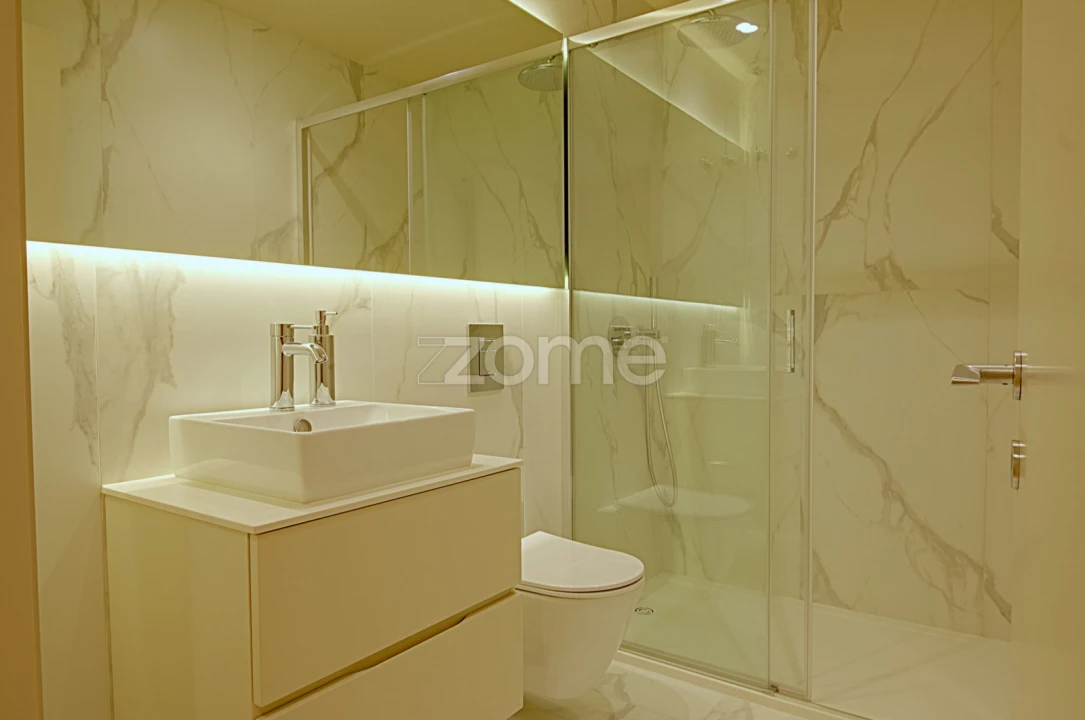 Apartamento T4 para Venda em Santa Marinha e São Pedro da Afurada Foto 11
