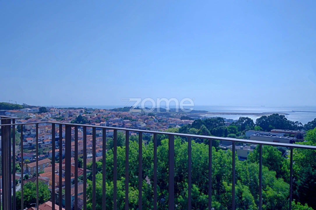 Apartamento T4 para Venda em Santa Marinha e São Pedro da Afurada Foto 28