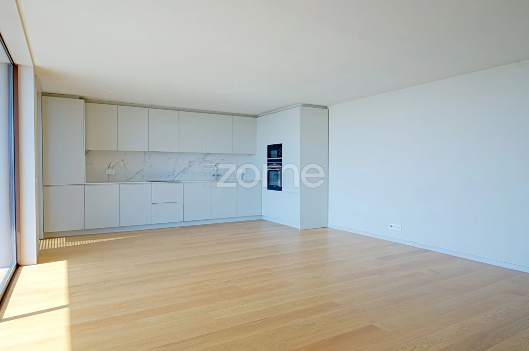 Apartamento T4 para Venda em Santa Marinha e São Pedro da Afurada Foto 19