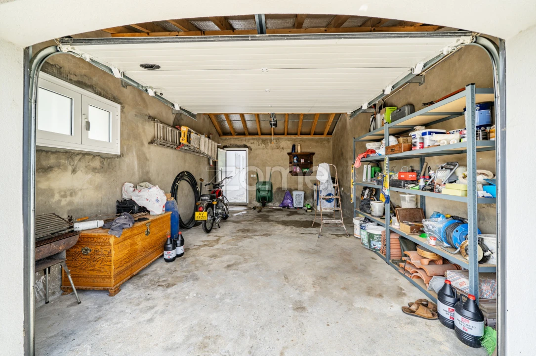 Moradia T3 para Venda em Caires Foto 44