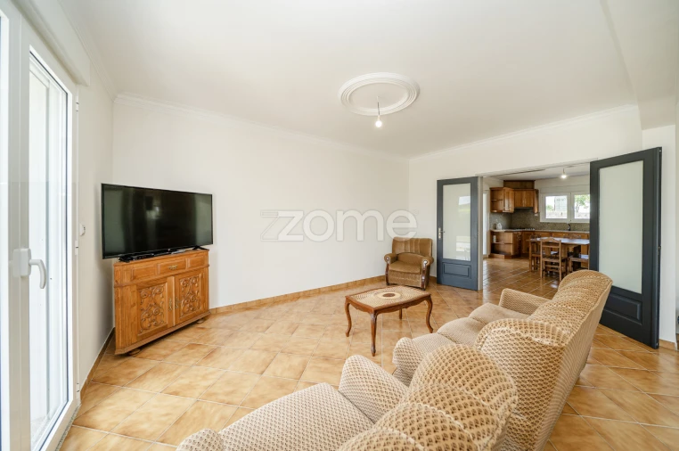 Moradia T3 para Venda em Caires Foto 13