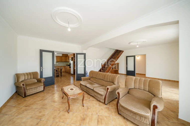 Moradia T3 para Venda em Caires Foto 16