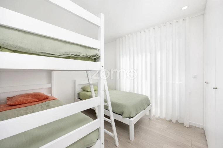 Apartamento T2 para Venda em Nazare Foto 28