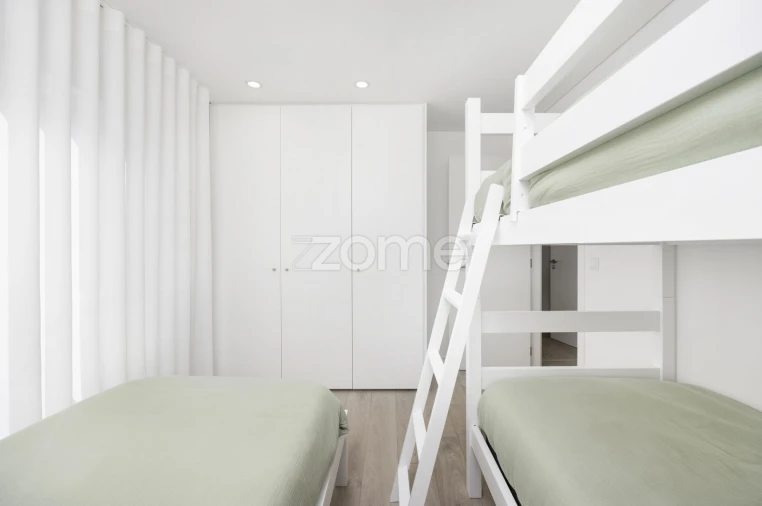 Apartamento T2 para Venda em Nazare Foto 25