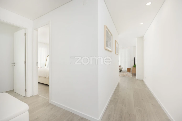 Apartamento T2 para Venda em Nazare Foto 17