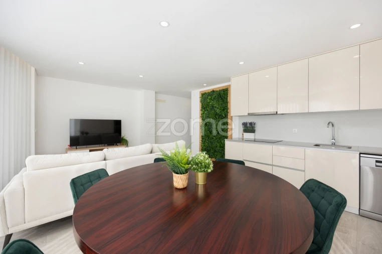 Apartamento T2 para Venda em Nazare Foto 5