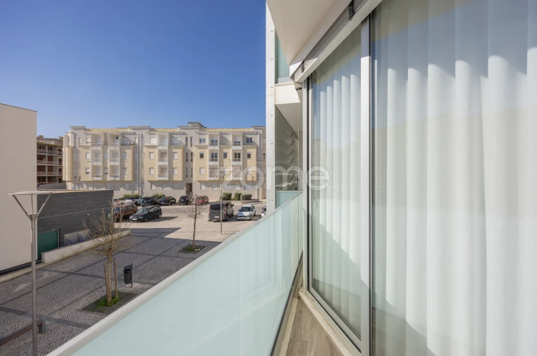 Apartamento T2 para Venda em Nazare Foto 9