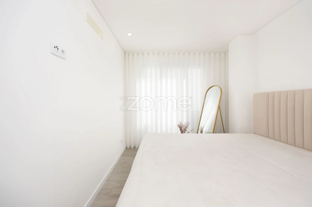 Apartamento T2 para Venda em Nazare Foto 21