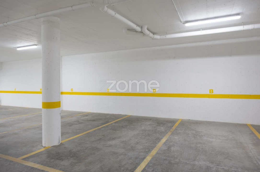 Apartamento T2 para Venda em Nazare Foto 33